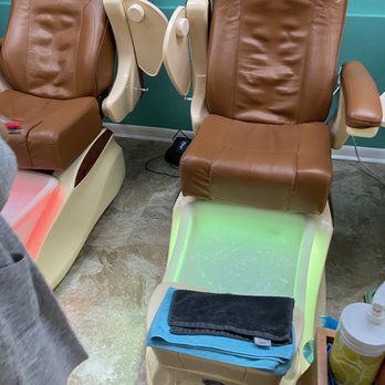 Aloha Nails & Spa - Pedi chair - Nail Salons Near Me - Virginia Beach, Virginia Aloha Nails & Spa - Pedi chair - Nail Salons Near Me - Virginia Beach, Virginia