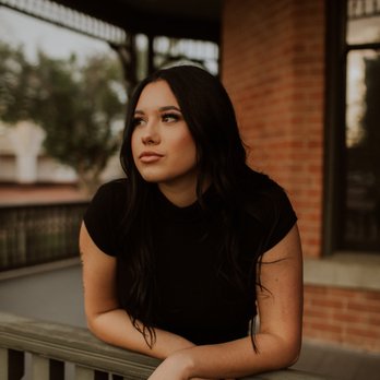 Eunice Beck Photo - Downtown Phoenix Senior Session by Eunice Beck Photo - Session Photography Near Me Eunice Beck Photo - Downtown Phoenix Senior Session by Eunice Beck Photo - Session Photography Near Me