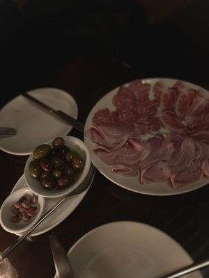 Bar Vendetta by null