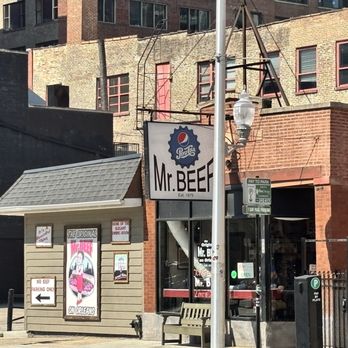 Mr. Beef - Fast Food Near Me - Chicago, Illinois