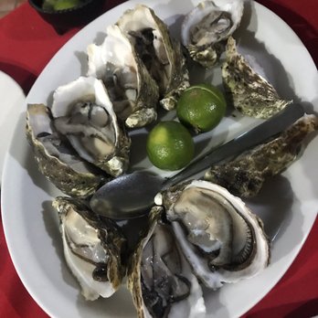 Mariscos Mazatlán - Very fresh oysters - Seafood Near Me - Cabo San Lucas, BCS