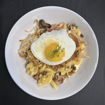 Barrel & Bacon - Breakfast Mac - IG @bougiefoodieboi - Cocktail Bars Near Me - Seattle, Washington Barrel & Bacon - Breakfast Mac - IG @bougiefoodieboi - Cocktail Bars Near Me - Seattle, Washington