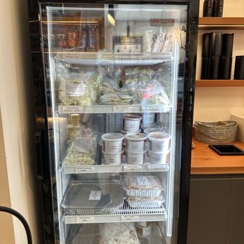 Cannoli King - Patisserie/Cake Shop Near Me - Port Coquitlam, British Columbia