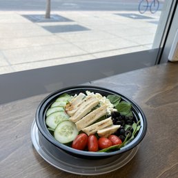 Grilled Chicken Mediterranean Salad