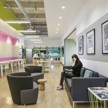 Industrious - Lobby / Reception / Kitchen - Shared Office Spaces Near Me - San Francisco, California