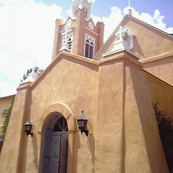 Old Town Albuquerque - San Felipe de Neri Church in Old Town - Shopping Centers Near Me Old Town Albuquerque - San Felipe de Neri Church in Old Town - Shopping Centers Near Me