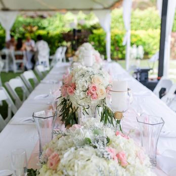 Bella Rosa - Head table arrangements - Florists Near Me - Honolulu, Hawaii Bella Rosa - Head table arrangements - Florists Near Me - Honolulu, Hawaii