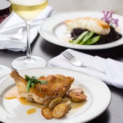 Whitestone Restaurant & Bar