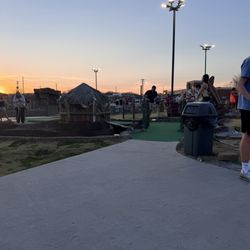 Aloha Mini Golf & Shave Ice