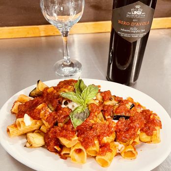 Bella Sicily - Pizza Near Me - Morrisville, Pennsylvania