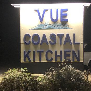 Vue Kitchen - Exterior - New American Near Me - Gualala, California