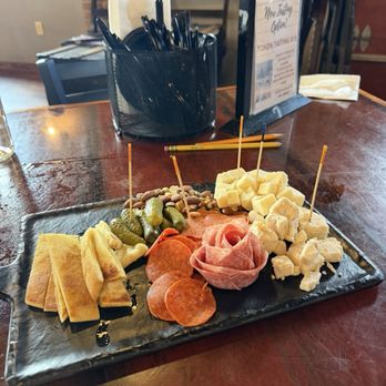Cannon River Winery - Wineries Near Me - Cannon Falls, Minnesota