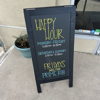 Tradewinds Cafe & Bar - Breakfast & Brunch Near Me - Oxnard, California