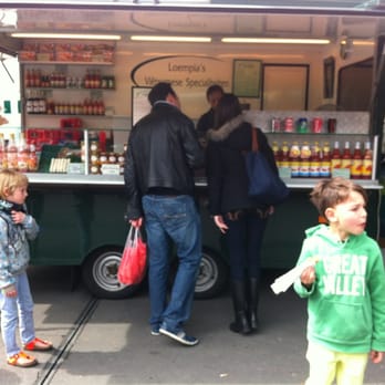 Vreemdelingenmarkt - Loempia kraampje - Farmers Market Near Me - Antwerp, VAN