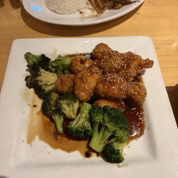 HakkaChow - Sesame chicken - Asian Fusion Near Me - Winston-Salem, North Carolina HakkaChow - Sesame chicken - Asian Fusion Near Me - Winston-Salem, North Carolina