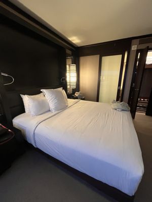 Vdara Hotel & Spa by null