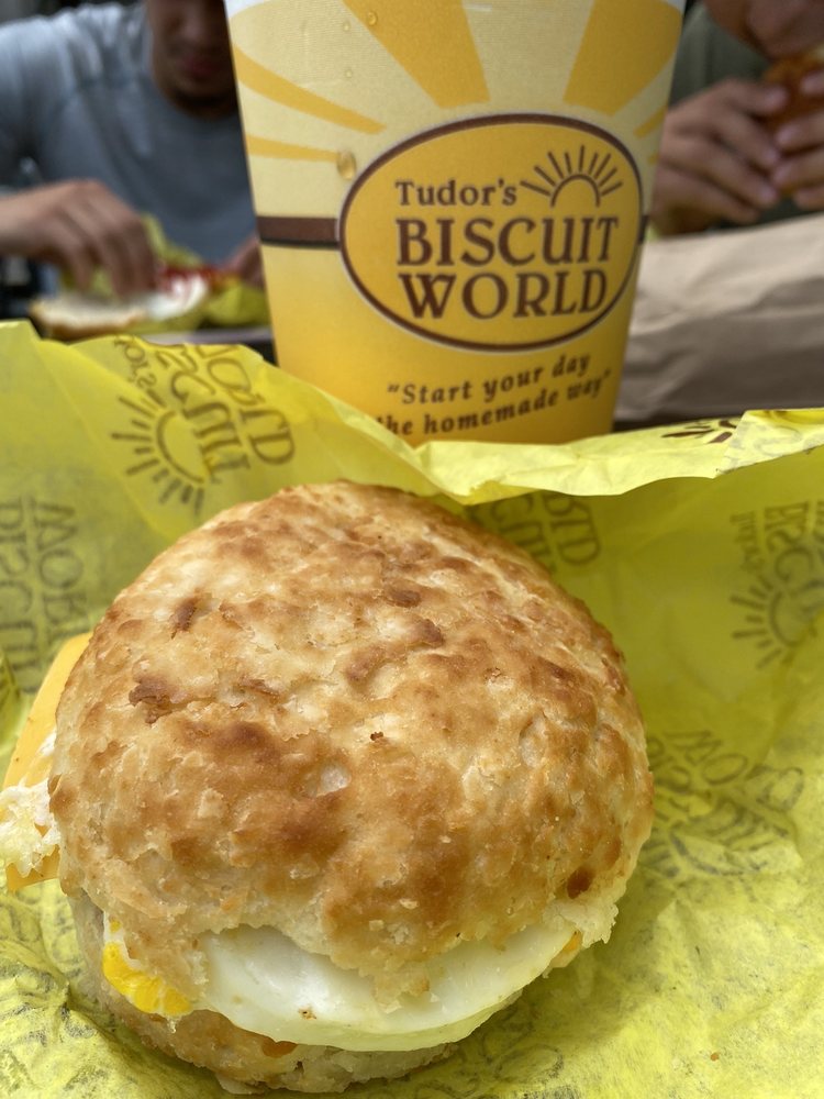 TUDOR’S BISCUIT WORLD Updated October 2024 48 Photos & 68 Reviews