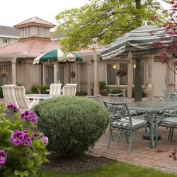 Courtland Place - The Community Courtyard