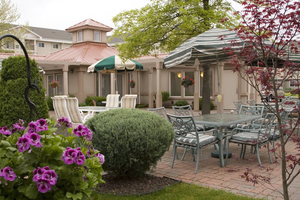 COURTLAND PLACE Updated September 2024 1309 N Evergreen Rd, Spokane