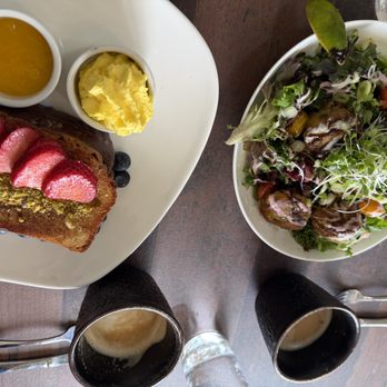 Zi Spice - Coffee & Tea Near Me - Ashland, Oregon