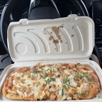 The Clarks Lodge - butter chicken flat bread $16 (instagram: @issa.cheatday) - American Near Me - Clarksburg, Maryland