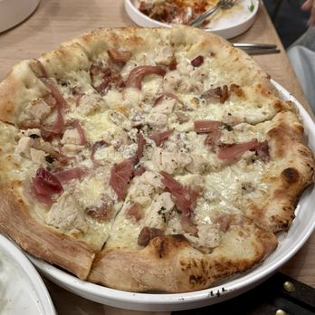 Black Sheep Pizza - Chicken (white sauce) pizza - Pizza Near Me - Westfield, Indiana Black Sheep Pizza - Chicken (white sauce) pizza - Pizza Near Me - Westfield, Indiana