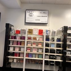 Perfumania - Inside the store