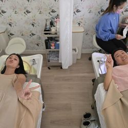 BaChi Em Head Spa + Dry Bar