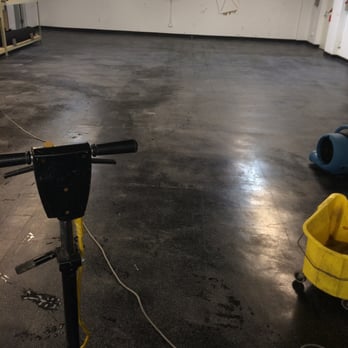Steam Express Cleaning Service - floor finishing before - Carpet Cleaning Near Me - Camarillo, California Steam Express Cleaning Service - floor finishing before - Carpet Cleaning Near Me - Camarillo, California