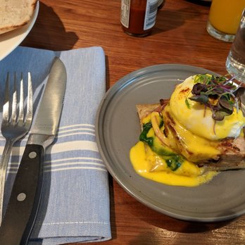 Sibling by Pushkin's - Eggs benedict with pork belly (this is a split portion) - New American Near Me - Sacramento, California Sibling by Pushkin's - Eggs benedict with pork belly (this is a split portion) - New American Near Me - Sacramento, California