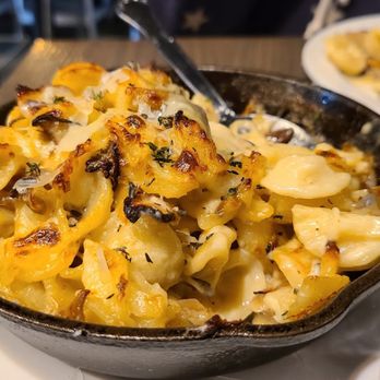 Old Town Tap - Mushroom Mac & Cheese - Pizza Near Me - Truckee, California Old Town Tap - Mushroom Mac & Cheese - Pizza Near Me - Truckee, California