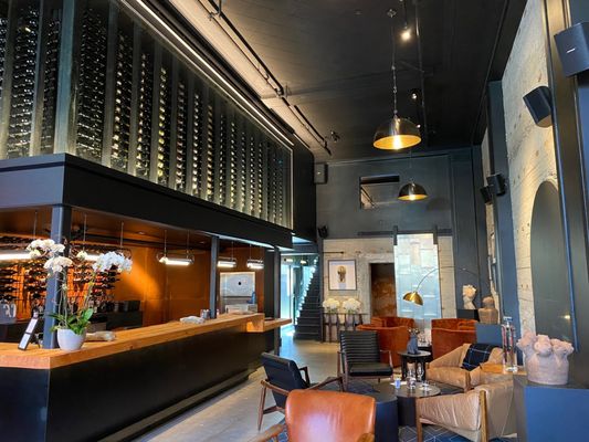 Orin Swift Cellars by null