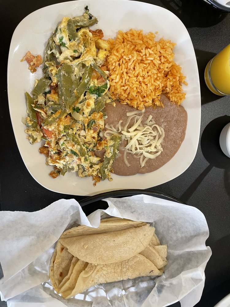 Sazon Mexican  Restaurant 