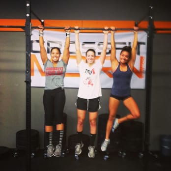 Crossfit Modern - Post Jackie - Interval Training Gyms Near Me - Long Beach, California