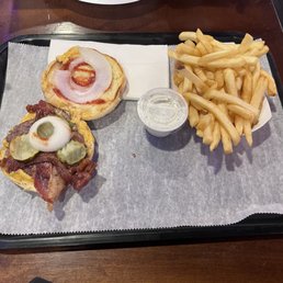 DOUBLE CHEEZBORGER (Grub)