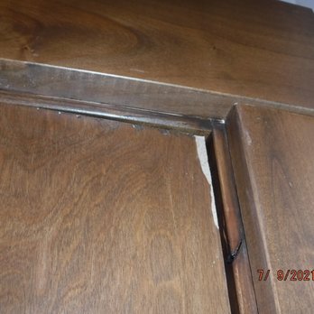 Aspen Homes - Fire door damage, laminate peeled off.
Used a black marker to repair it, instead of replacing the door. - General Contractors Near Me - Hayden, Idaho Aspen Homes - Fire door damage, laminate peeled off.
Used a black marker to repair it, instead of replacing the door. - General Contractors Near Me - Hayden, Idaho