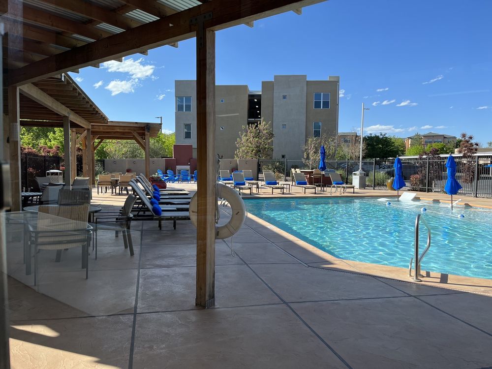 ABQ UPTOWN APARTMENTS 15 Photos 2222 Uptown Loop Rd NE, Albuquerque