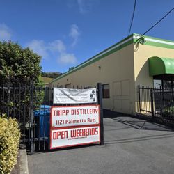 Tripp Distillery - Outside