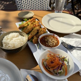 Yasotorn Thai Cusine - Chicken tasay appetizer - Thai Near Me - Evanston, Illinois Yasotorn Thai Cusine - Chicken tasay appetizer - Thai Near Me - Evanston, Illinois