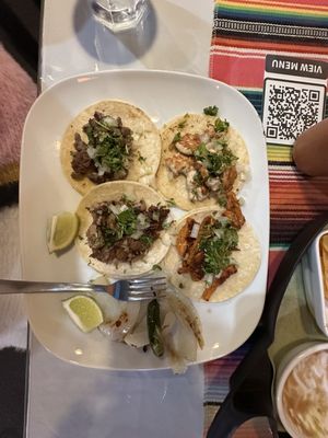 Casa del Mariachi . by null