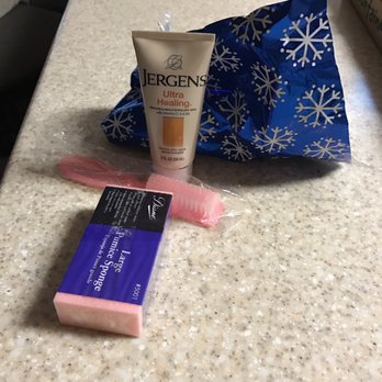Pretty Nails - So sweet they gave xmas gifts!!! - Nail Salons Near Me - Fremont, California Pretty Nails - So sweet they gave xmas gifts!!! - Nail Salons Near Me - Fremont, California