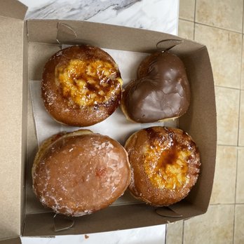 Cruel Donuts - Crème brûlée, heart shaped custard filled, guava filled - Donuts Near Me - San Mateo, California Cruel Donuts - Crème brûlée, heart shaped custard filled, guava filled - Donuts Near Me - San Mateo, California