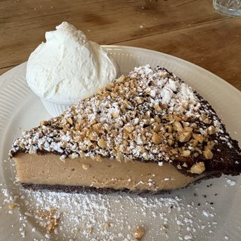 Bubby's Tribeca - Peanut Butter Chocolate Pie - American Near Me - New York, New York
