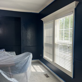 RRD Painting - Dining room painted SW NAVAL. Very clean, covered everything, very pleased! - Painters Near Me - Roeland Park, Kansas RRD Painting - Dining room painted SW NAVAL. Very clean, covered everything, very pleased! - Painters Near Me - Roeland Park, Kansas