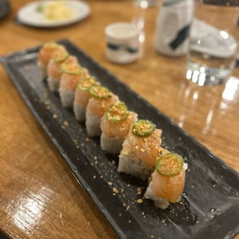 Ika Sushi - Twist and Shout Roll - Sushi Bars Near Me - Midvale, Utah