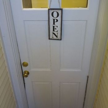 Robin's Nest Massage - Front Door - Massage Therapy Near Me - Colchester, Vermont Robin's Nest Massage - Front Door - Massage Therapy Near Me - Colchester, Vermont