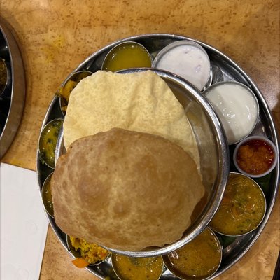 Saravanaa Bhavan by null