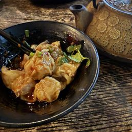 Wonton with Spicy Sauce Wonton with Spicy Sauce