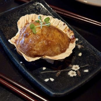 Zenzi Den - Golden Scallop Motoyaki - American Near Me - Glenview, Illinois