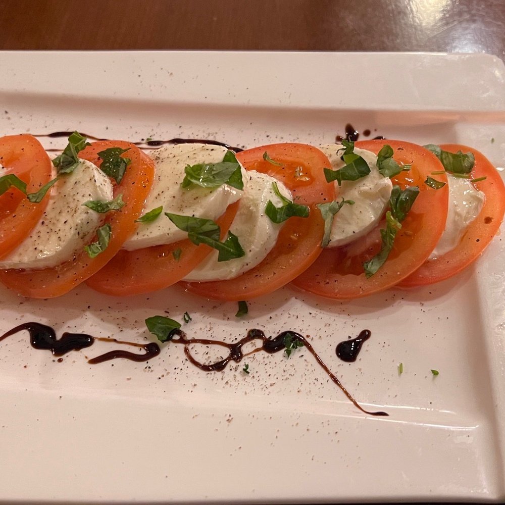Immer Satt - Tomato and mozzarella - German Near Me - Frankfurt, HE